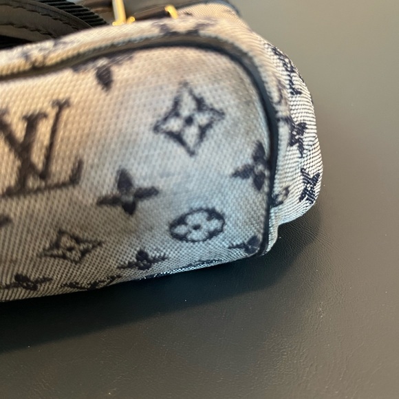 Louis Vuitton Denim Zip Tote - Picture 14 of 16